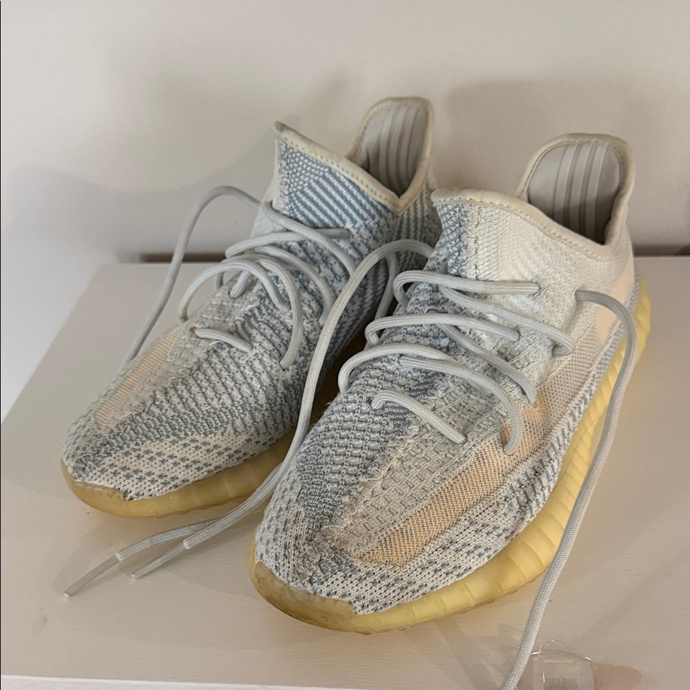 Adidas Yeezy Boost 350 V2 ‘Cloud White Non-Reflective” Size 8